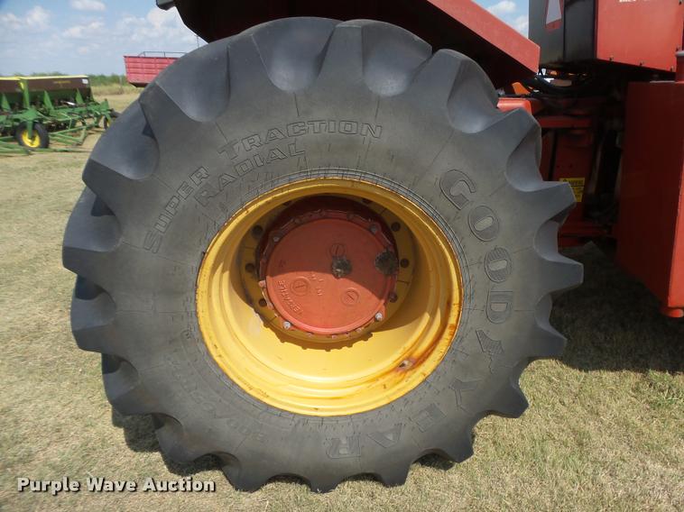 image for item DC3962 1984 Versatile 835 4WD tractor