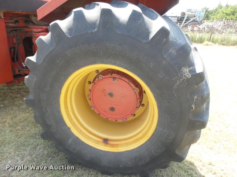 image for item DC3962 1984 Versatile 835 4WD tractor