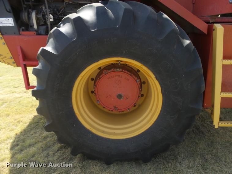 image for item DC3962 1984 Versatile 835 4WD tractor