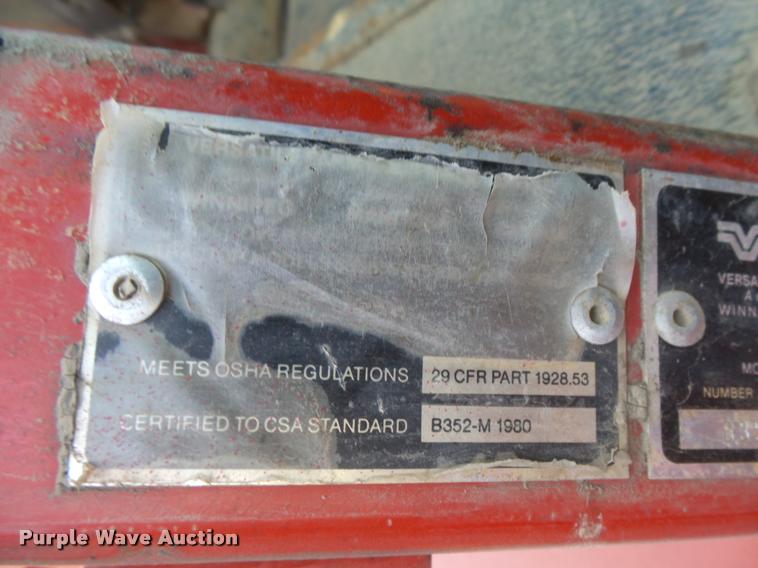 image for item DC3962 1984 Versatile 835 4WD tractor