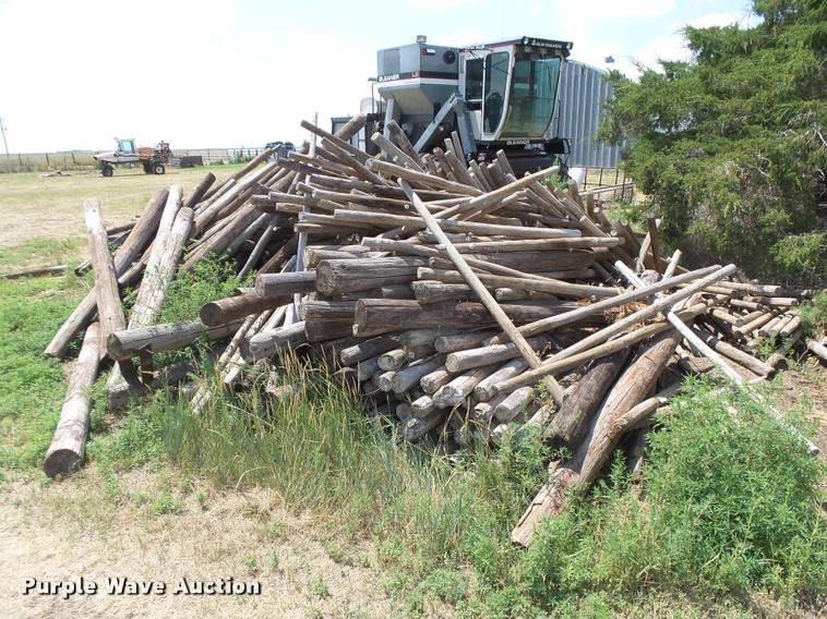 image for item DC3963 Fence posts