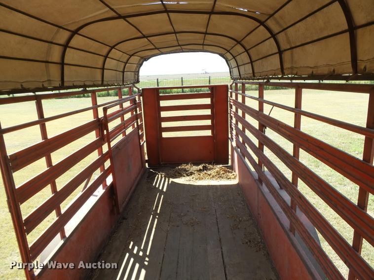 image for item DC3964 1972 Hale livestock trailer