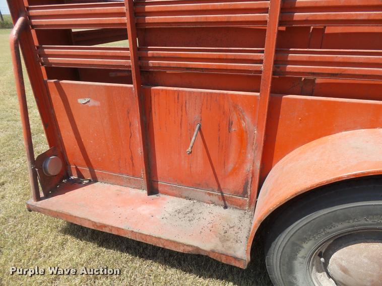 image for item DC3964 1972 Hale livestock trailer
