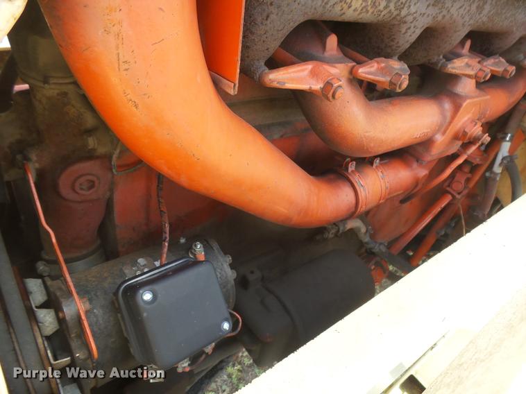 image for item DC3965 1965 Case 930 Comfort King tractor