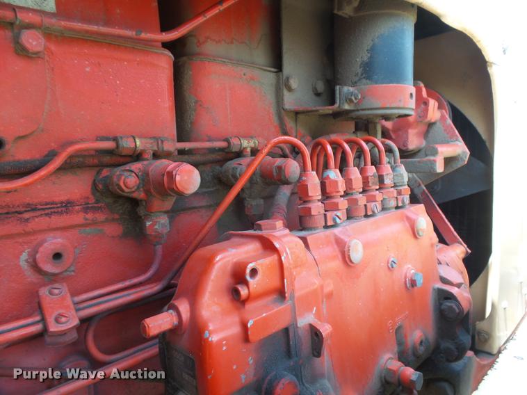 image for item DC3965 1965 Case 930 Comfort King tractor