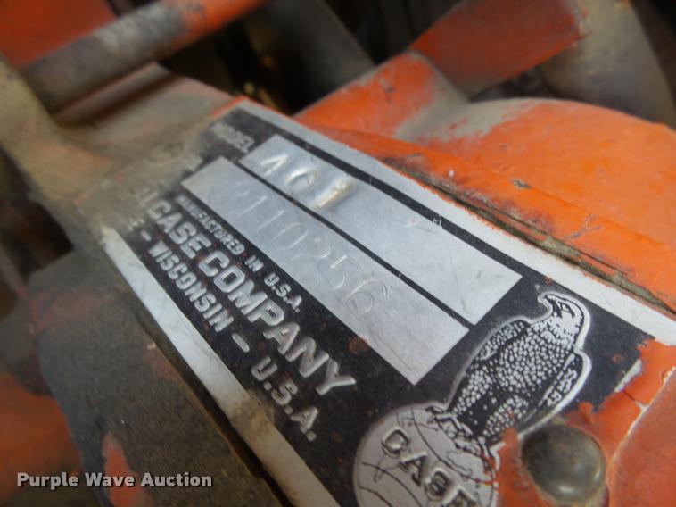 image for item DC3965 1965 Case 930 Comfort King tractor