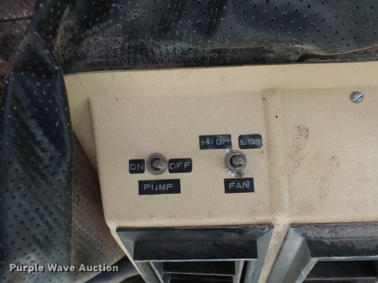 image for item DC3965 1965 Case 930 Comfort King tractor