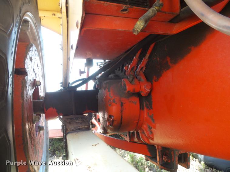 image for item DC3965 1965 Case 930 Comfort King tractor