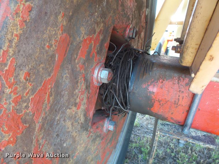 image for item DC3965 1965 Case 930 Comfort King tractor