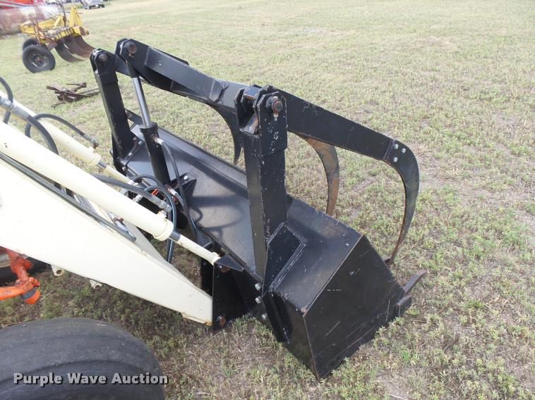 image for item DC3965 1965 Case 930 Comfort King tractor