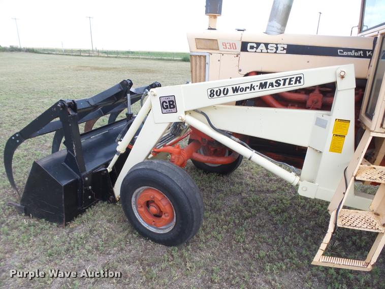 image for item DC3965 1965 Case 930 Comfort King tractor