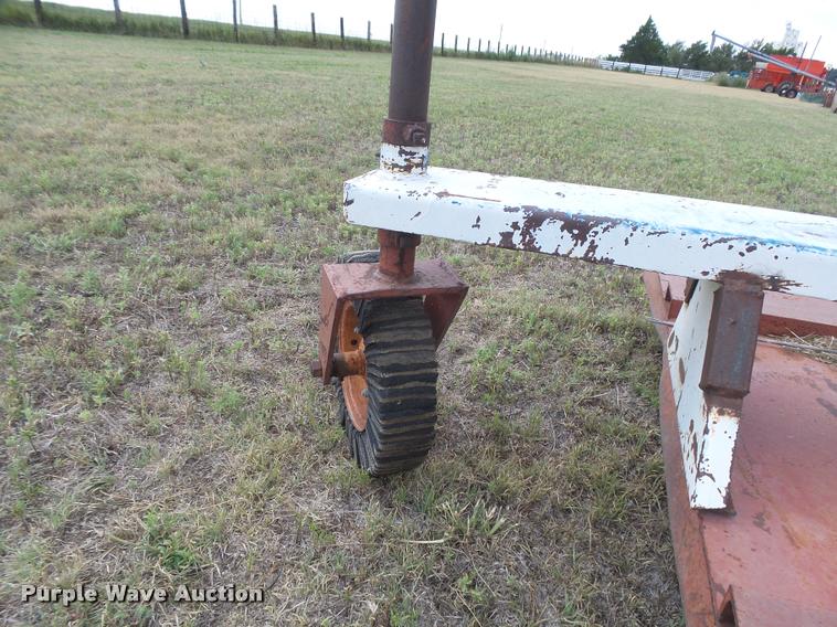 image for item DC3965 1965 Case 930 Comfort King tractor