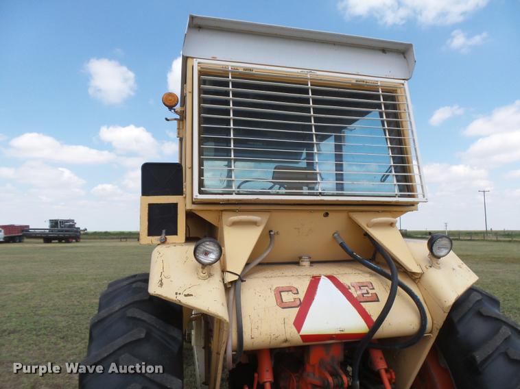 image for item DC3965 1965 Case 930 Comfort King tractor