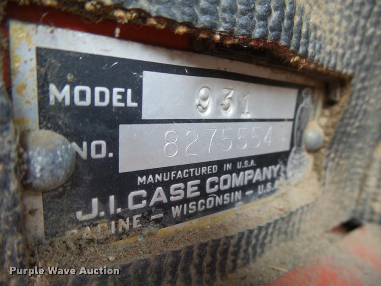 image for item DC3965 1965 Case 930 Comfort King tractor