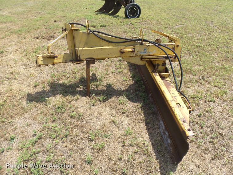 image for item DC3967 Blade