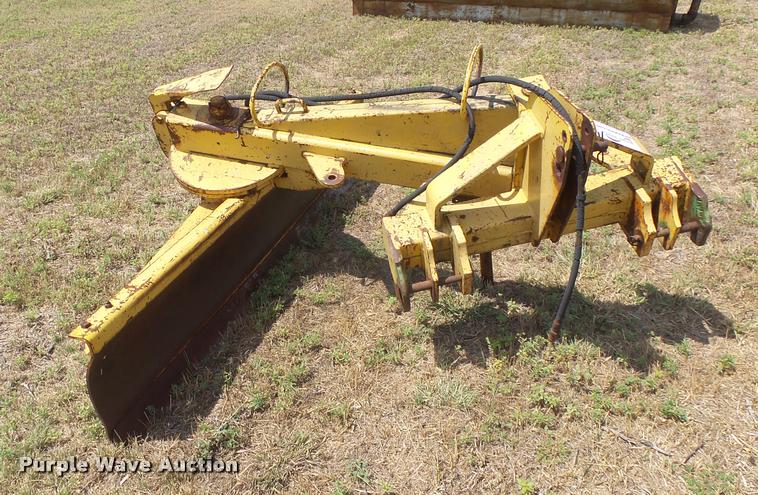 image for item DC3967 Blade