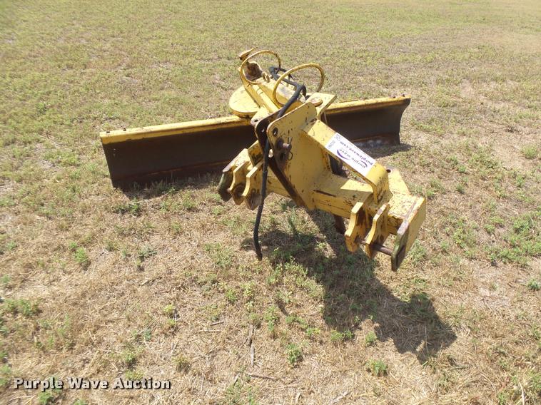 image for item DC3967 Blade