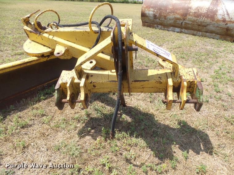 image for item DC3967 Blade