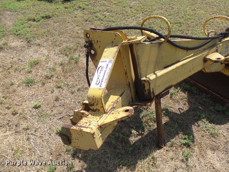 image for item DC3967 Blade