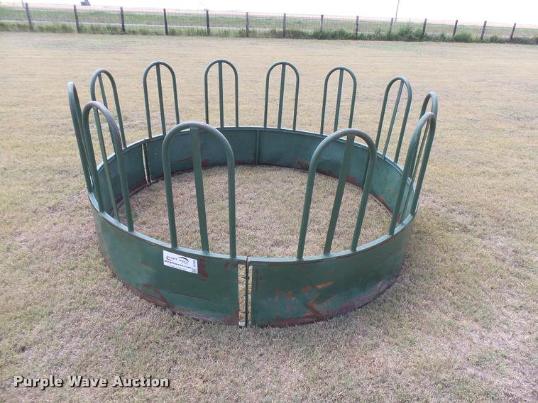 image for item DC3969 (2) bale feeders