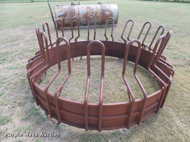 image for item DC3969 (2) bale feeders