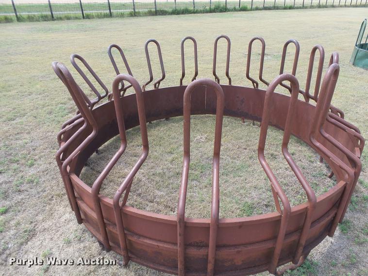 image for item DC3969 (2) bale feeders