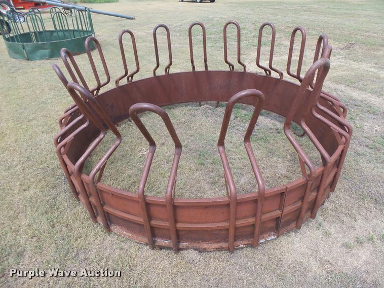 image for item DC3969 (2) bale feeders