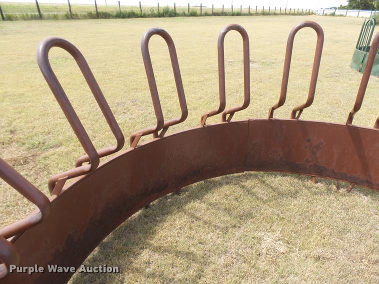 image for item DC3969 (2) bale feeders