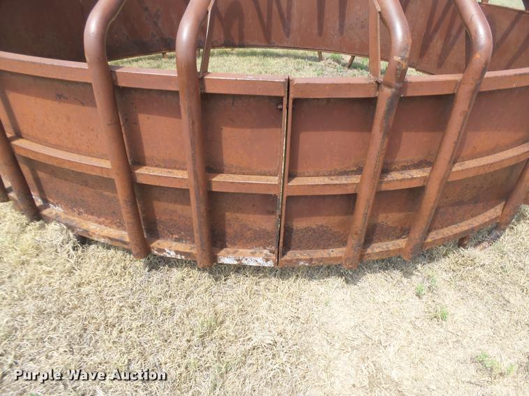 image for item DC3969 (2) bale feeders