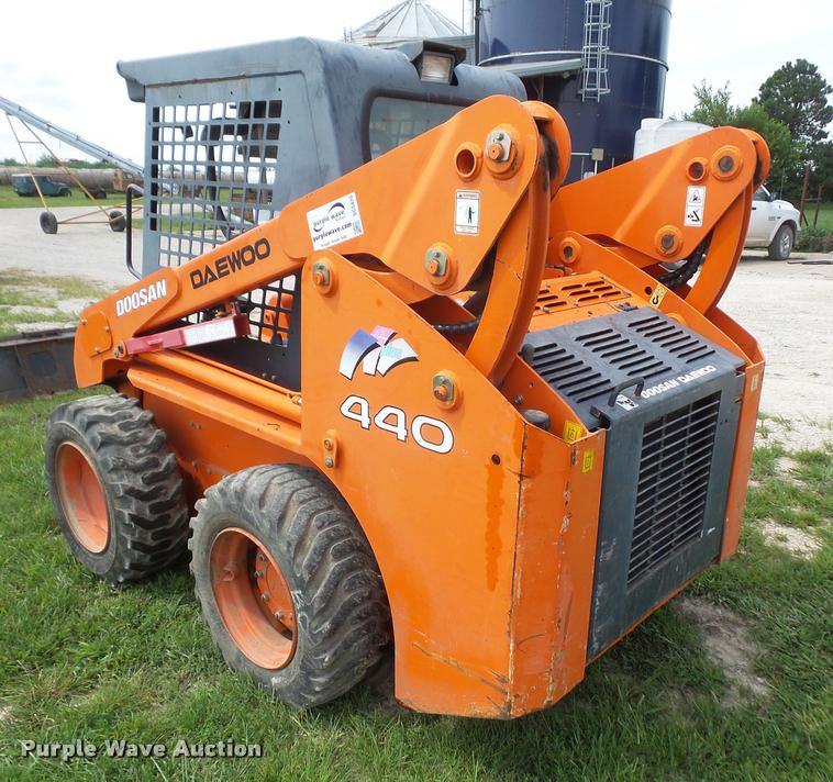 Doosan Daewoo 440 Plus skid steer in Baldwin City, KS Item DC5475