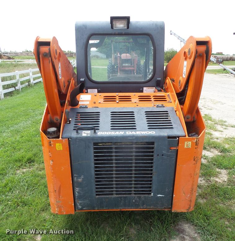 image for item DC5475 Doosan Daewoo 440 Plus skid steer