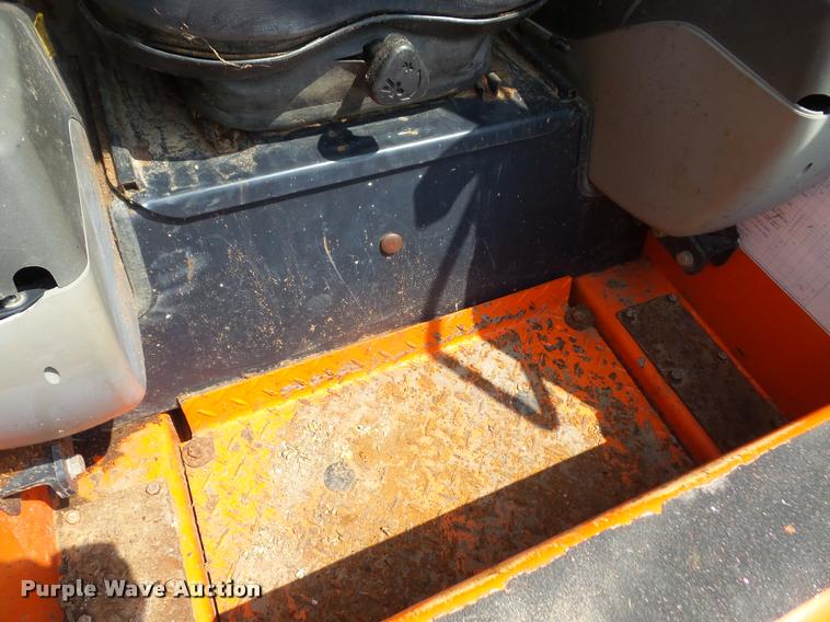 image for item DC5475 Doosan Daewoo 440 Plus skid steer