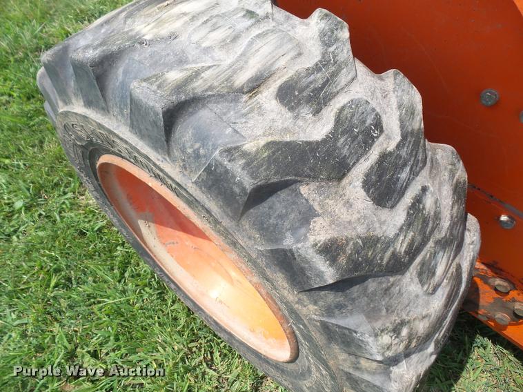 image for item DC5475 Doosan Daewoo 440 Plus skid steer