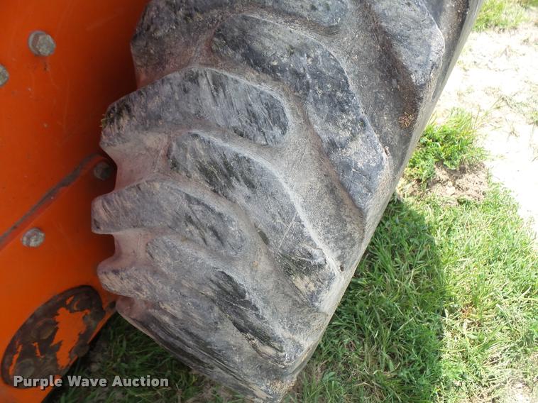 image for item DC5475 Doosan Daewoo 440 Plus skid steer