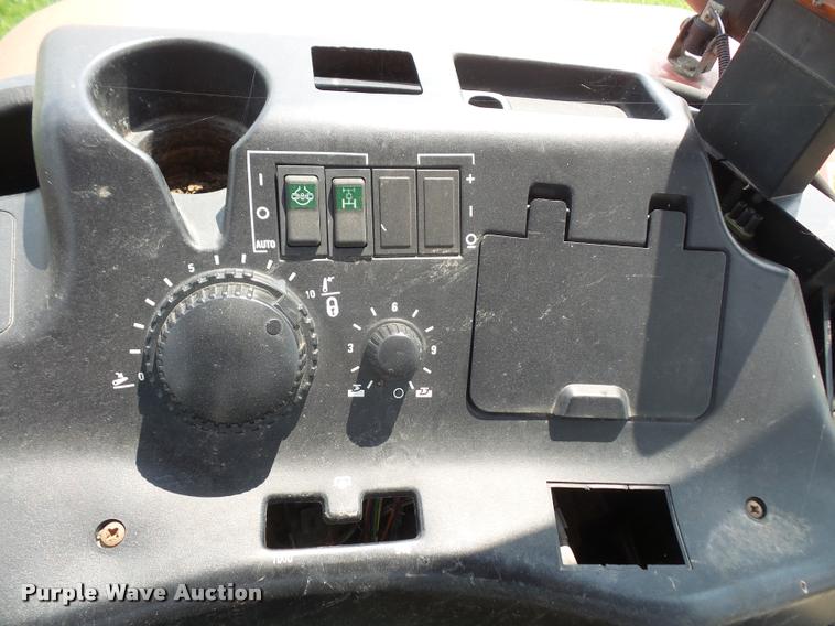 image for item DC5477 1997 Case IH MX110 MFWD tractor