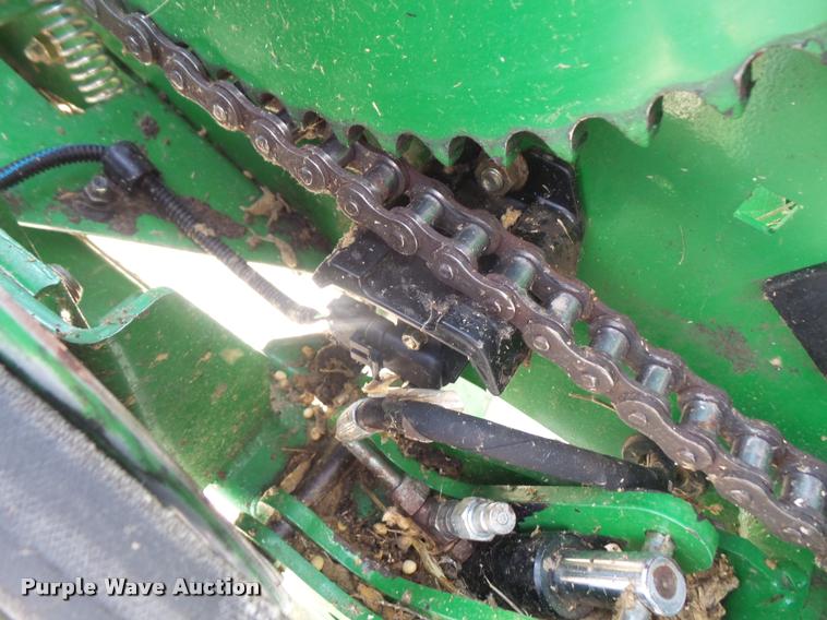 image for item DC5484 John Deere 625F Hydraflex head