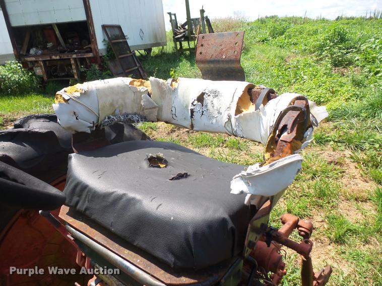 image for item DC5491 1965 Farmall 504 tractor