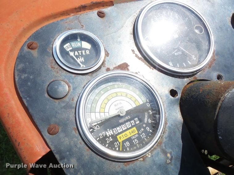 image for item DC5491 1965 Farmall 504 tractor