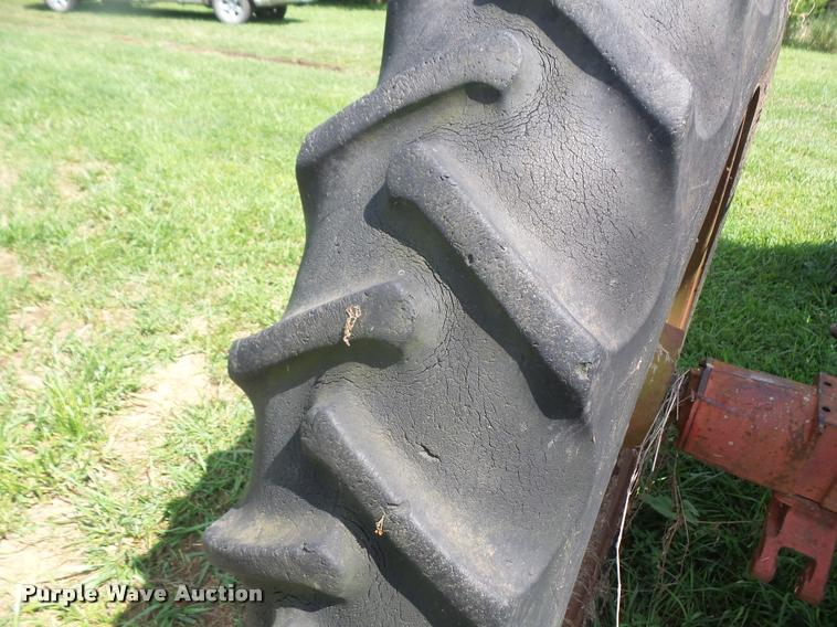 image for item DC5491 1965 Farmall 504 tractor