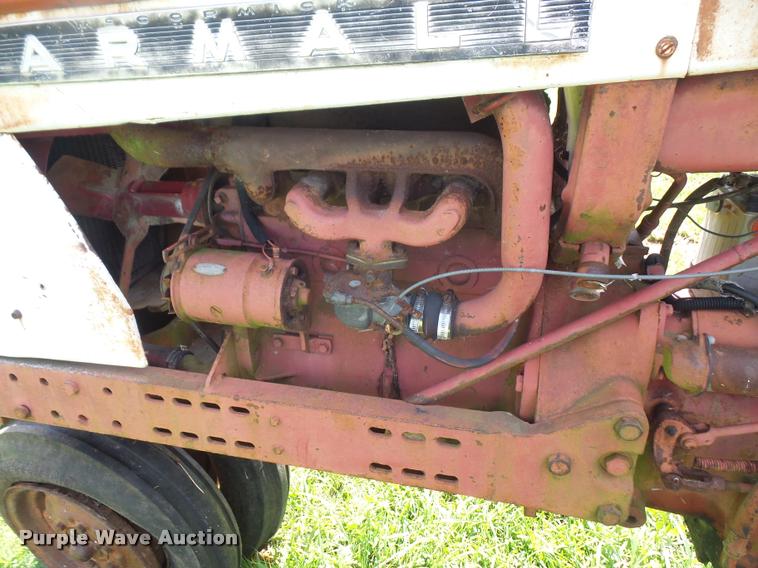 image for item DC5491 1965 Farmall 504 tractor