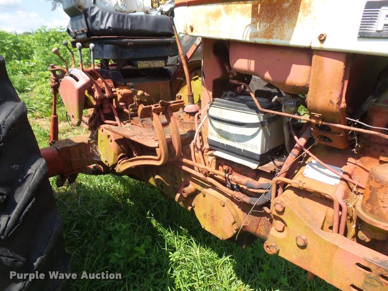 image for item DC5491 1965 Farmall 504 tractor