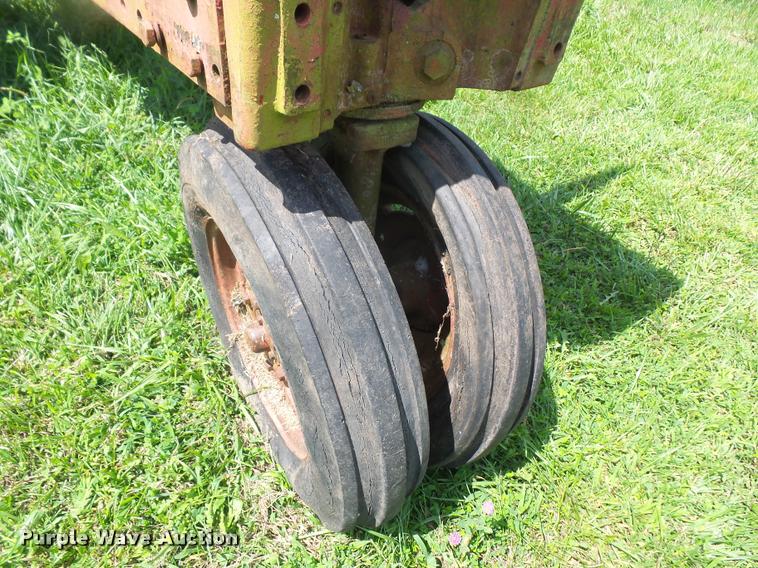 image for item DC5491 1965 Farmall 504 tractor