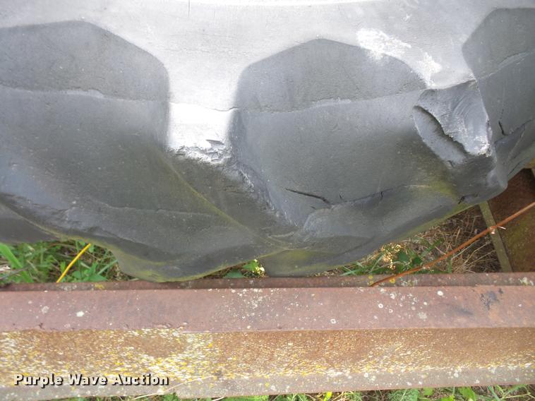 image for item DC5491 1965 Farmall 504 tractor