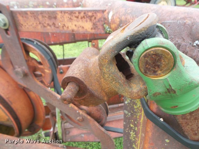 image for item DC5498 Ford 503 side delivery rake