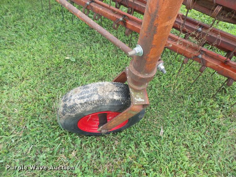 image for item DC5498 Ford 503 side delivery rake