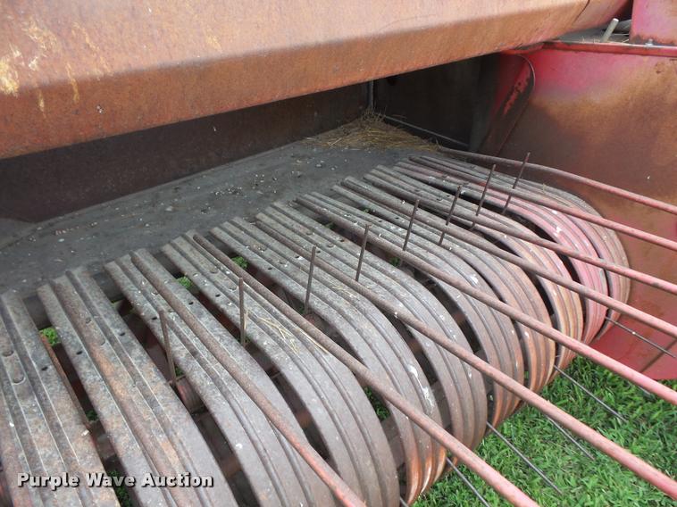 image for item DC5499 Massey Ferguson 12 small square baler