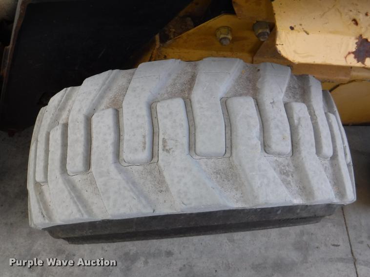 image for item DD0882 1996 New Holland LX885 skid steer