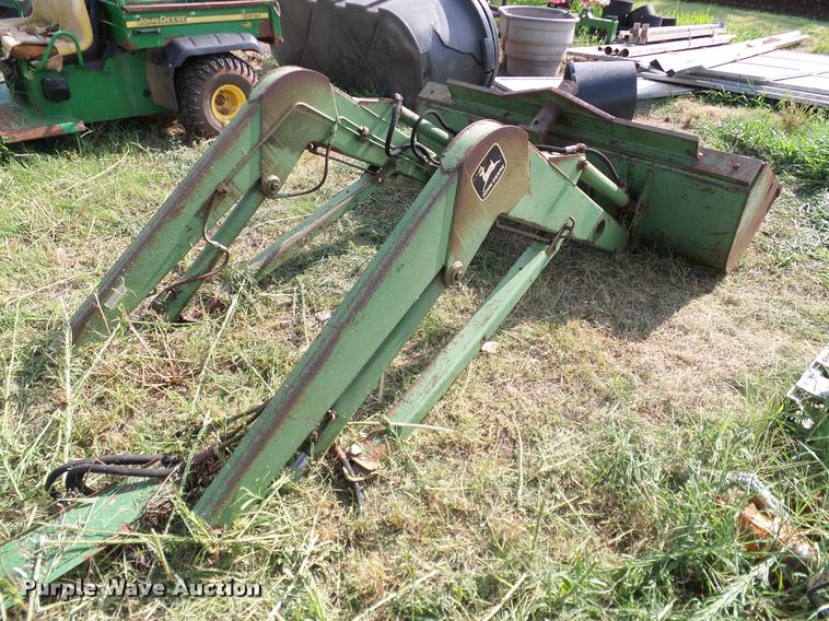 image for item DG9841 John Deere 175 loader