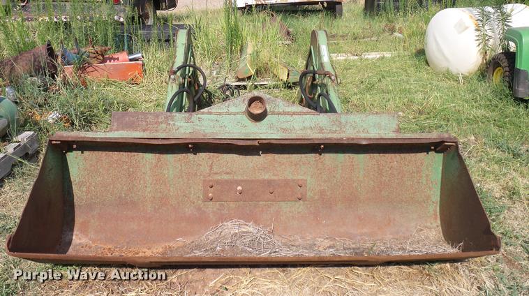 image for item DG9841 John Deere 175 loader