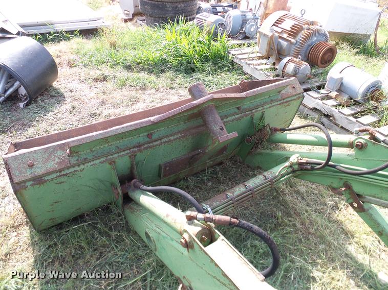 image for item DG9841 John Deere 175 loader